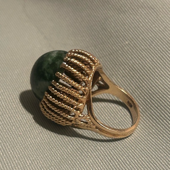 14K solid Gold Jade Ring cocktail ring - Picture 1 of 7